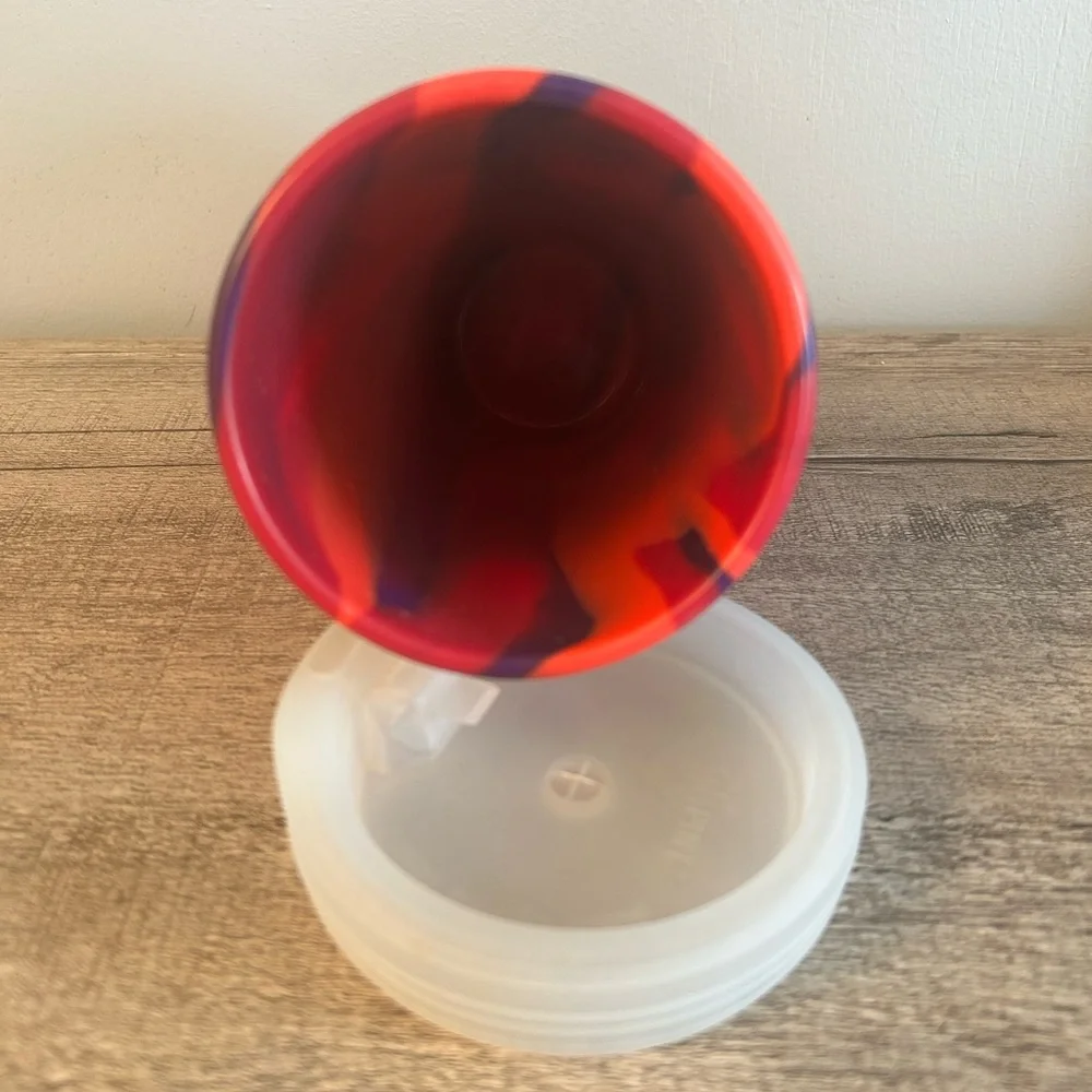 🌲 pint‎ silicone tumbler with lid